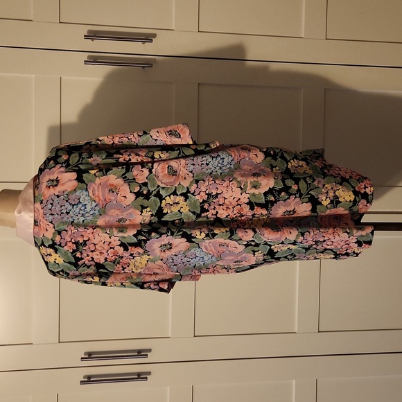 Victoria's Secret Gold Label Pink and Black Floral Kimono Size M/L - Picture 3 of 6